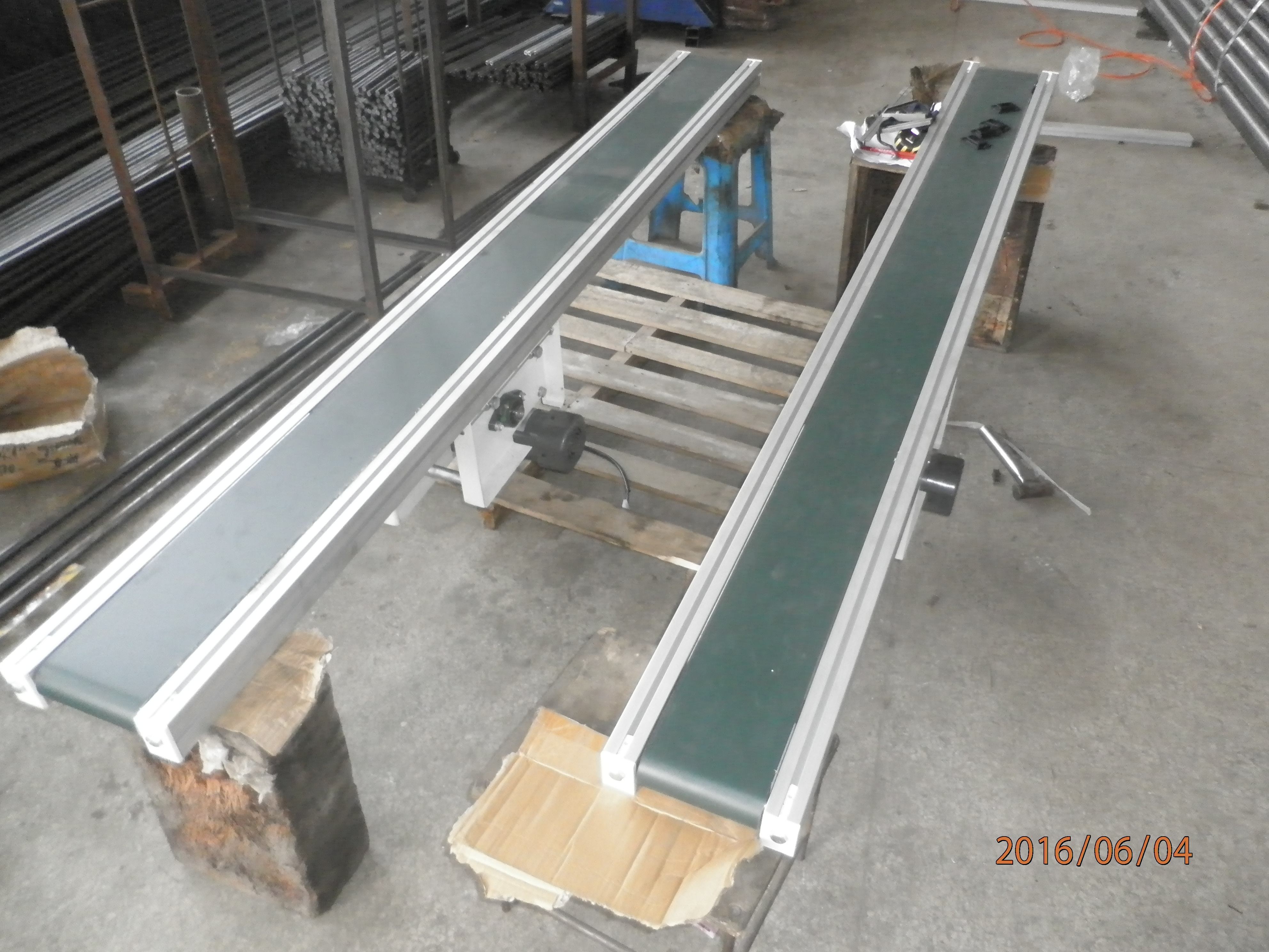 長條皮帶輸送機(jī)